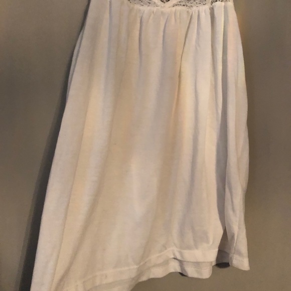 Cute white lace tank top shirt - Picture 5 of 6